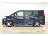 トヨタならではの「3つの安心」をセットにした『トヨタ認定中古車』です。「まるごとクリーニング」「車両検査証明書」「ロングラン保証」付き。