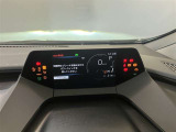 スピードメーター内の警告灯/表示灯を点灯した状態です。