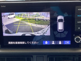 バックモニター付きで、車庫入れやバック時の後方確認をしっかりサポート。モニターに映し出される映像で死角も確認しやすく、狭い場所での駐車や後退時の操作をより安心して行えます。
