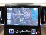 ALPINEナビゲーション(EX10)を装備しており、CD、DVD、Bluetooth、フルセグ視聴可能です。
