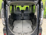 普段のお買い物や通勤、送迎等に十分な荷室スペースを確保しております。セカンドシートを倒すと、大きな荷物の積載も可能です♪