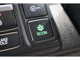 ECONスイッチの効果とあなたの運転で、クルマと力をあわせ「燃費向上=ガソリン代の節約=CO2 削減」のチャレンジをお楽しみください。