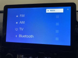 AM/FMチューナー、フルセグTV、Bluetooth接続、USB入力(動画・音楽再生/給電)、スマートフォン連携機能を標準装備!機能の詳細につきましては、展示店舗までお尋ねください。
