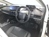 分かりやすく操作しやすい運転席まわりです☆