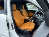 BMW専門のメカニックが、100項目にも上るポイントを徹底的にチェック。交換基準に達した部品があれば、弊社負担にて交換後、お客様へご納車致します。
