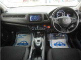 とても握りやすいステアリング!運転手の気持ちがそのまま伝わるかのような反応をしてくれます!小物入れや各ボタンの配置にこだわり、とても使いやすいです !視認性も良好なのでロングドライブもお任せ下さい!