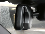 ETC2.0一体型の自動防眩機能付きバックミラー!後続車のヘッドライトの眩しさを自動で軽減してくれます!