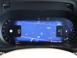 メーターは全面が液晶ディスプレイとなっており、メーターのデザインを複数から選択できます またメーター中央のスペースはナビ画面を映すなど、多機能な表示をすることができます