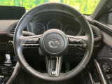 【スマートブレーキサポート】走行中に前方の車両等を認識し、衝突しそうな時は警報とブレーキで衝突回避と被害軽減をアシスト。より安全にドライブをお楽しみいただけます。