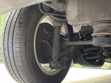 お車を安心してお乗りいただく為には、足回りの定期点検が欠かせません。サービスサポート(有償保証)では無料点検もご提供しており、安心のカーライフをお過ごしいただけるサポート体制が整っています。