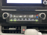 オートエアコンは温度を設定するだけで、自動で風量などを設定してくれます。運転しながら操作も必要ないので、安全性も向上します。