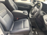 運転席まわりになります。実際に乗って頂き乗り心地をご体験してみてください。