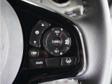 【ホンダセンシング】衝突を予測してブレーキをかけたり、前のクルマにちょうどいい距離でついていったりできる多彩な安心・快適機能を搭載した先進の安全運転支援システム。