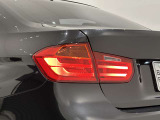 BMW伝統のL字型テールライト