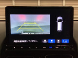バックでの車庫入れも安心です! リアカメラが付いているバックモニター付のナビを装備しております。バンパーについているソナーや、操作線もついており距離感も画面から確認できます。