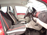 楽な姿勢で座ることが出来るので長時間の運転でも疲れにくいですし体もぶれにくいですよ。