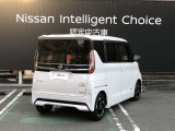 衝突被害軽減ブレーキ・踏み間違い衝突防止アシスト・車線逸脱警報・前後障害物検知ソナーを標準で装備
