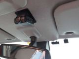 ドライブレコーダー☆いくら安全運転をしていても、事故に巻き込まれることもあります。万が一のときに証拠として使えるドライブレコーダー純正オプションで4万円ほどかかるものが付いています!