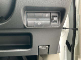 運転席回りのスイッチ類です。