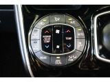 デザイン性の高いパネルのエアコンはDUAL設定で、場所や個人の体感による温度差も解消できて快適に過ごせます。ナノイー搭載ですので、消臭効果があり、肌や髪に優しいナノイーが爽やかな室内空間にしてくれます
