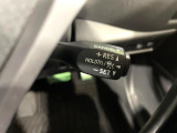 【レーダークルーズコントロール】高速道路での長距離走行が楽に!!自動で速度を保つクルーズコントロールが、衝突軽減システムと連携し、前方の車両を感知して車間を保つように速度調節してくれます!!