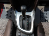 【シフト】直感で操作しやすいシフトレバーになっております!