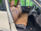 運転席シート廻りは使用感も少なく、良好な状態となっています。丁寧に使われていたことがよくわかりますね。