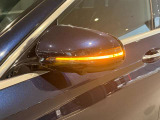納車前整備は、検査ライン等の施設が充実した当店3階の指定工場で入念に行います。メルセデス・ベンツの定める厳しい基準をクリアしたお車のみをご案内させて頂きます。