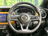 【純正革巻きステアリング】上質な革を使用することで、手にしっかり馴染みとても運転しやすいハンドルです♪