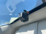 【ドライブレコーダー】ドライブレコーダー装備!走行中はもちろん、あおり運転や事故に遭遇した際、映像で記録し、万一のリスクに備えます。※記録用SDカードはお客様ご自身でご準備いただく必要があります。