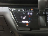 エアコン装備されています。車内の温度を調整して、より快適にお過ごしいただけます。