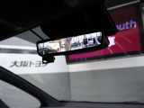【デジタルインナーミラー】車両後方カメラの映像をインナーミラー内のディスプレイに表示。視界を遮るものがない映像で、後方の安全確認がより快適になります。一度お店でご確認して下さい!!