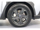 225/60R17インチタイヤが装着されてます