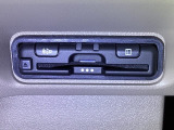 【ETC車載器】カードを挿すだけでゲートをスルー。利用には車両情報を登録する「セットアップ」が別途必要です。