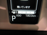 たとえばダイハツのお店にある、たくさんのスマアシ搭載車は、正常に作動する事をしっかり確認します。