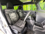 運転席シート廻りは使用感も少なく、良好な状態となっています。丁寧に使われていたことがよくわかりますね。