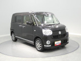 【右前スタイリング】大きめのフロントガラスにより、運転席からの見晴らしが良い設計です。毎日の暮らしを静かに支える一台として、気兼ねなくお使いいただけます。