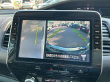 【バックカメラ】駐車時の後方を映像で確認できます