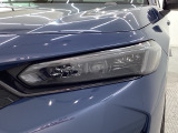 LEDヘッドライトは、点灯の瞬間から最大光量を発揮し、突然暗くなるトンネルなどでの安定感を高めます。