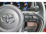 設定した速度内で、前方車両との距離を保ちながら加減速をしてくれます。高速道路での長距離移動が楽になりますよ♪