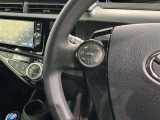 ステアリングスイッチ装備!運転しながら手元でオーディオの操作などができます。