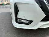 フォグランプ付きです。夜の霧の時に他の車からの被視認性が向上します。