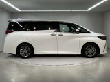 「こんな車屋さんがあるんだ!」、「おもしろい!」と感じていただけましたら、私どもも大変うれしく思います。ご来店のご感想、お待ちしております。