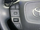 ステアリングスイッチ装備!運転しながら手元でオーディオの操作などができます。