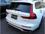 V60 リチャージ ポールスター エンジニアード 4WD 