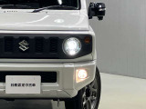 【ハイビームアシスト】先行車や対向車のライトを認識し、ハイビームとロービームを自動で切り替え、夜道の視界を確保!