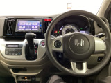 ドライブの必需品。見やすい・使いやすいHonda純正のメモリーナビを搭載。