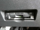 ETC車載機です。高速・有料道路の料金をキャッシュレスでスムーズに通過できます。