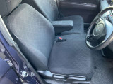 運転席も綺麗です。