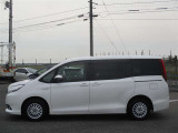 お車に関するご相談はお気軽に店舗スタッフにお問合せ下さい♪豊富な商品知識を備えたスタッフが些細なご相談でも対応いたします♪